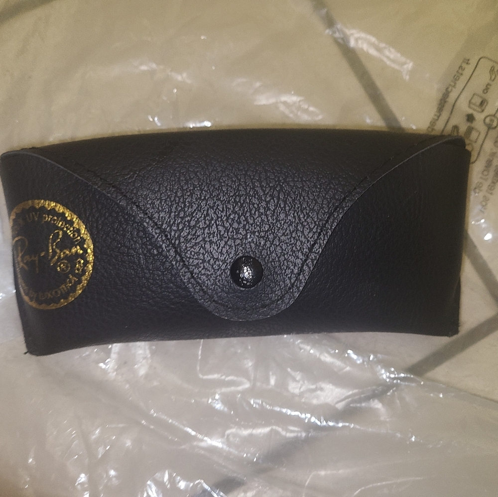 Ray-Bans Aviators